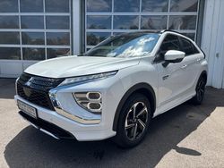 Weiß Gebraucht 2021 Mitsubishi Eclipse Cross Top SUV | 23.990 € (Teuer)