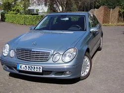 Grau Gebraucht 2005 Mercedes 280 Elegance Limousine | 9.800 € (Fairer Preis)