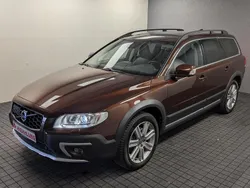 Rich java / metallic Gebraucht 2015 Volvo XC70 Summum SUV | 25.290 € (Guter Preis)