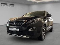 Schwarz Gebraucht 2021 Peugeot 5008 Allure Van / Kleinbus | 22.990 € (Fairer Preis)