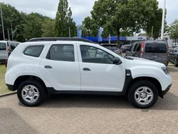 Weiß Gebraucht 2021 Dacia Duster Deal SUV | 13.490 € (Etwas zu teuer)