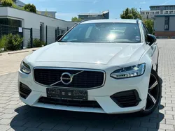 Weiß Gebraucht 2020 Volvo V90 R-Design Kombi | 27.970 €