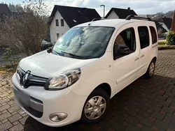 Weiß Gebraucht 2016 Renault Kangoo Van / Kleinbus | 7.100 € (Guter Preis)