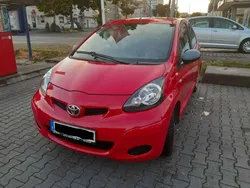 Rot Gebraucht 2011 Toyota Aygo Edition Kleinwagen | 3.350 € (Fairer Preis)