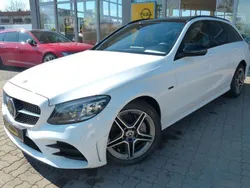 Weiß Gebraucht 2020 Mercedes C300e Business Kombi | 16.880 € (Teuer)