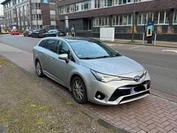 Gebraucht 2016 Toyota Avensis Kombi | 10.600 € (Fairer Preis)