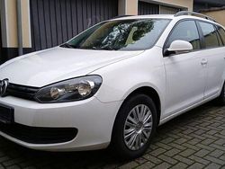 Weiß Gebraucht 2011 VW Golf VI Kombi | 5.200 € (Fairer Preis)