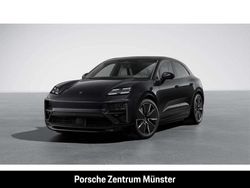 Tiefschwarzmetallic Gebraucht 2024 Porsche Macan Turbo SUV | 106.800 € (Teuer)