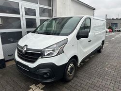 Weiß Gebraucht 2021 Renault Trafic Komfort Van / Kleinbus | 19.990 €