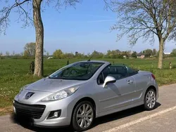 Grau Gebraucht 2012 Peugeot 207 Platinum Cabrio | 3.100 € (Guter Preis)