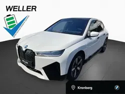 Alpinweiss (weiß) Gebraucht 2022 BMW iX Comfort Edition SUV | 47.444 € (Guter Preis)
