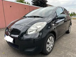 Schwarz Gebraucht 2009 Toyota Yaris Cool Limousine | 2.500 € (Fairer Preis)