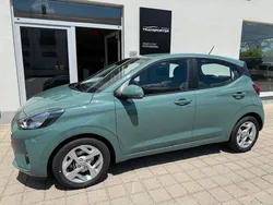 Grün Gebraucht 2022 Hyundai i10 Trend Kleinwagen | 14.790 € (Guter Preis)