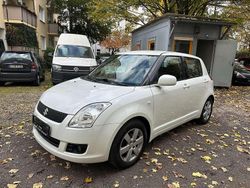 Weiß Gebraucht 2009 Suzuki Swift Snow Kleinwagen | 3.450 € (Etwas zu teuer)