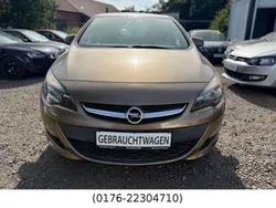Gold Gebraucht 2013 Opel Astra Limousine | 7.150 € (Fairer Preis)