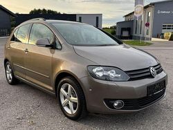 Braun Gebraucht 2012 VW Golf Plus Comfortline Van / Kleinbus | 6.800 € (Fairer Preis)