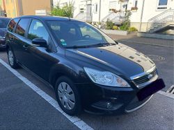Schwarz Gebraucht 2009 Ford Focus Kombi | 2.400 € (Fairer Preis)