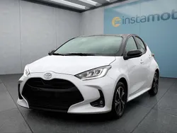 Weiß Gebraucht 2024 Toyota Yaris Hybrid Kleinwagen | 25.249 € (Etwas zu teuer)