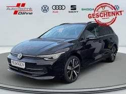 Schwarz Neu 2024 VW Golf VIII Style Kombi | 46.965 €