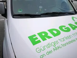 Weiß Gebraucht 2006 Opel Combo Van / Kleinbus | 1.990 € (Fairer Preis)