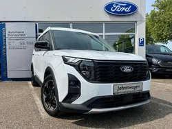 Frostweiß Gebraucht 2024 Ford Tourneo Courier Active Van / Kleinbus | 27.990 € (Fairer Preis)