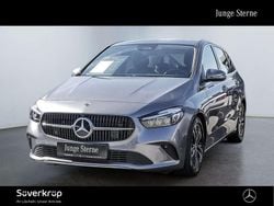 Grau metalliclack mountaingrau Gebraucht 2024 Mercedes B200 Progressive Van / Kleinbus | 26.920 € (Superpreis)