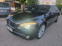 Black sapphire metallic Gebraucht 2009 BMW 750 Limousine | 12.900 € (Fairer Preis)