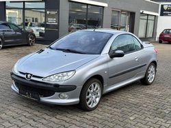 Grau Gebraucht 2000 Peugeot 206 CC Platinum Cabrio | 1.990 € (Fairer Preis)