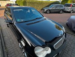 Schwarz Gebraucht 2000 Mercedes C320 Limousine | 3.500 € (Etwas zu teuer)