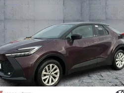 Dunkelamethyst metallic/ dach Gebraucht 2024 Toyota C-HR Team SUV | 36.490 € (Teuer)