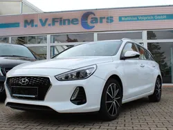 Weiß Gebraucht 2018 Hyundai i30 Kombi | 15.300 € (Fairer Preis)
