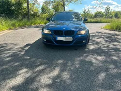Blau Gebraucht 2008 BMW 318 Limousine | 4.550 €