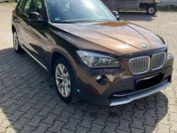 Braun Gebraucht 2011 BMW X1 SUV | 11.300 € (Guter Preis)