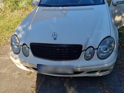 Beige Gebraucht 2006 Mercedes 200 Limousine | 2.400 € (Fairer Preis)