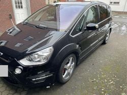 Schwarz Gebraucht 2012 Ford S-MAX Titanium S Van / Kleinbus | 10.900 € (Teuer)