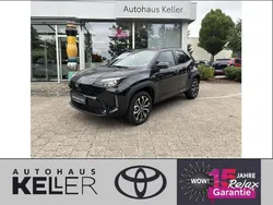 Mysticschwarz mica Neu 2025 Toyota Yaris Cross SUV | 32.160 € (Etwas zu teuer)