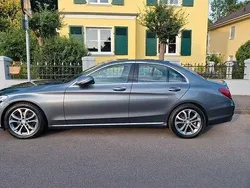 Grau Gebraucht 2017 Mercedes C200 Avantgarde Limousine | 22.500 € (Etwas zu teuer)