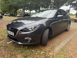 Grau Gebraucht 2014 Mazda 3 Center-Line Limousine | 11.500 € (Guter Preis)