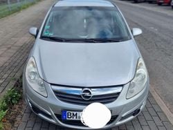 Grau Gebraucht 2009 Opel Corsa Innovation Limousine | 1.899 € (Guter Preis)