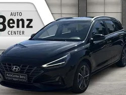 Schwarz Gebraucht 2021 Hyundai i30 Select Kombi | 15.890 € (Fairer Preis)