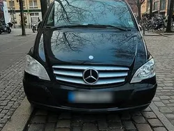 Schwarz Gebraucht 2010 Mercedes Viano Van / Kleinbus | 15.500 €