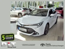 Platinumweiß Neu 2024 Toyota Corolla Team Kombi | 29.290 €