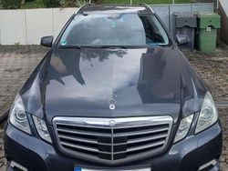 Schwarz Gebraucht 2010 Mercedes E350 Avantgarde Kombi | 7.000 € (Fairer Preis)
