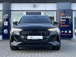 Mythosschwarz Gebraucht 2022 Audi e-tron Sport SUV | 42.750 € (Guter Preis)