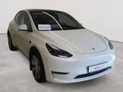 Pearl white multicoat Gebraucht 2021 Tesla Model Y Long Range SUV | 30.890 € (Guter Preis)