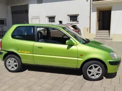 Grün Gebraucht 1999 Honda Logo Kleinwagen | 1.100 €