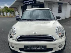 Weiß Gebraucht 2009 Mini Cooper Coupé Coupé | 4.699 €