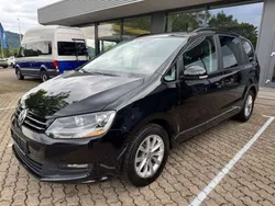 Deep black perleffekt Gebraucht 2016 VW Sharan Trendline Van / Kleinbus | 12.900 € (Fairer Preis)