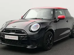 Schwarz Gebraucht 2024 Mini John Cooper Works Kleinwagen | 33.633 € (Fairer Preis)