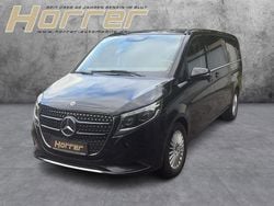 Obsidianschwarz metallic Gebraucht 2024 Mercedes V300 Avantgarde Van / Kleinbus | 69.890 € (Guter Preis)